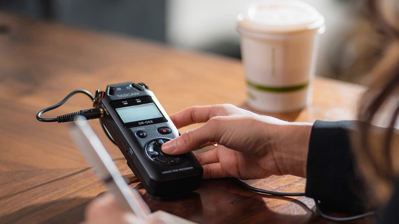 TASCAM DR-05X 取材 ICレコーダー